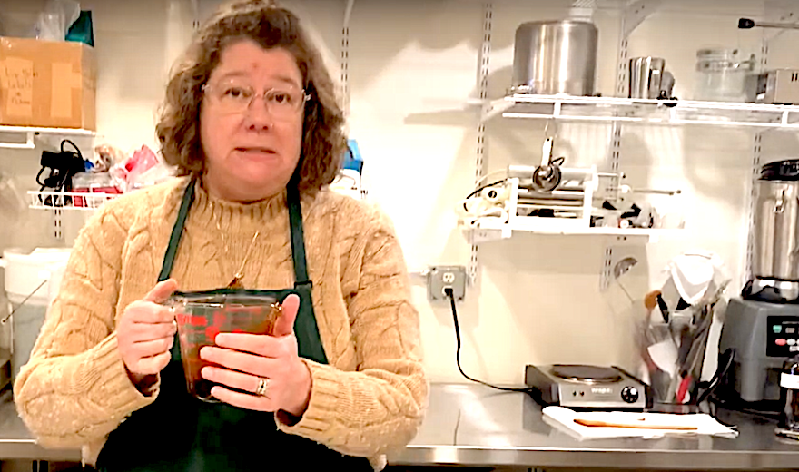 Making herbal extracts: Kitchen magic at its finest!